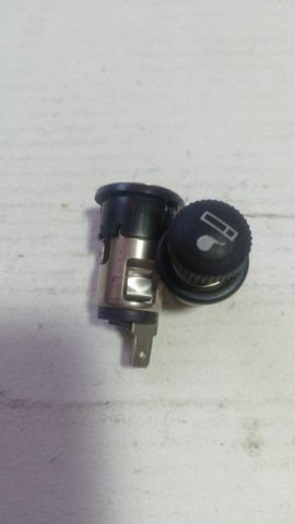 Розетка прикурювача 9511024001 HYUNDAI