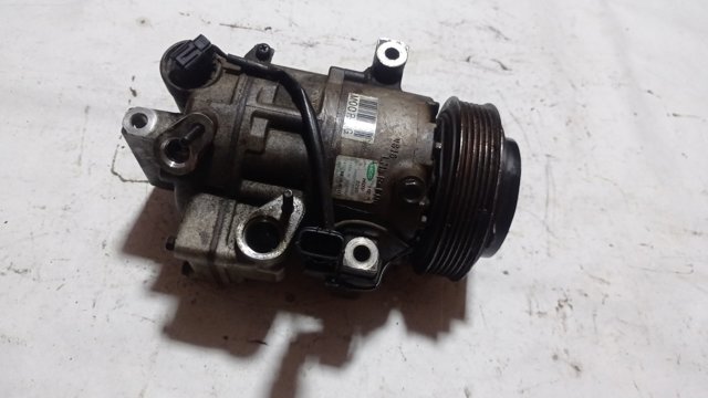 Компресор кондиціонера 977012Y000 HYUNDAI