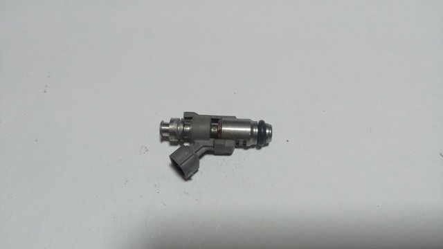 Форсунка паливна IPM012 MAGNETI MARELLI