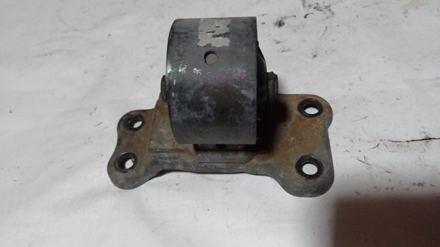 Подушка (опора) двигуна, ліва передня MR403861 MITSUBISHI
