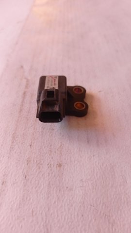 Датчик поперечного прискорення (ESP) MR475078 MITSUBISHI