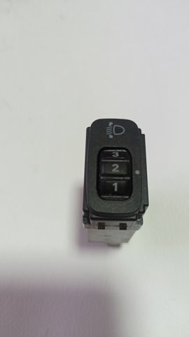 Кнопка коректора фар MR506482 MITSUBISHI