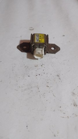 Датчик AIRBAG передній MR587733 MITSUBISHI