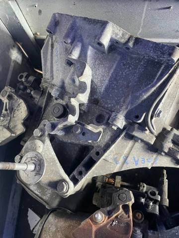 КПП в зборі 20EA33 PEUGEOT