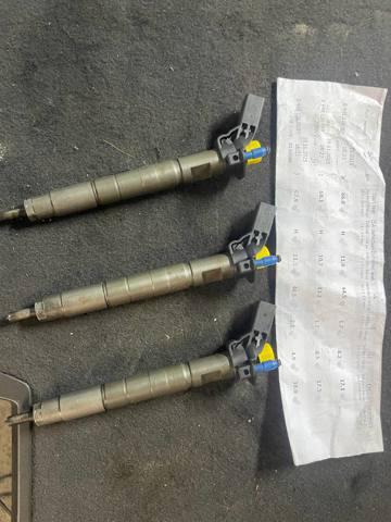 Форсунка інжектора 338002F000 HYUNDAI