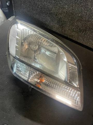 Права блок фара Chevrolet Orlando
