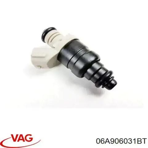 Форсунка вприску палива 06A906031BT VAG