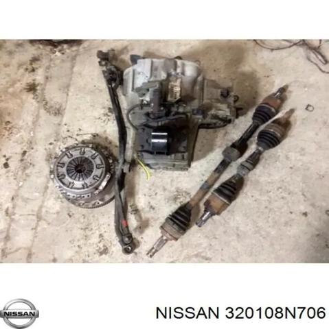 Механічна коробка перемикання передач 320108N706 NISSAN