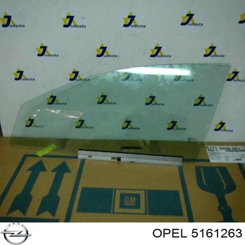 Скло водійських дверей 5161263 OPEL