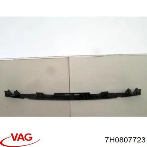 Кронштейн бампера заднього, центральний 7H0807723 VAG