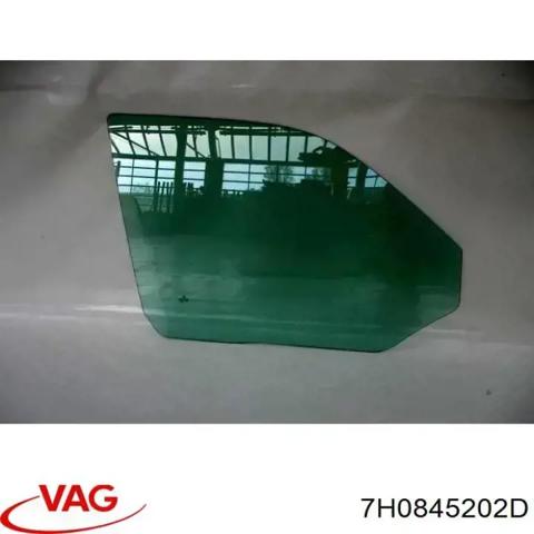 Скло пасажирських дверей 7H0845202D VAG