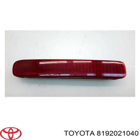 Катафот (відбивач) заднього бампера, лівий 8192021040 TOYOTA