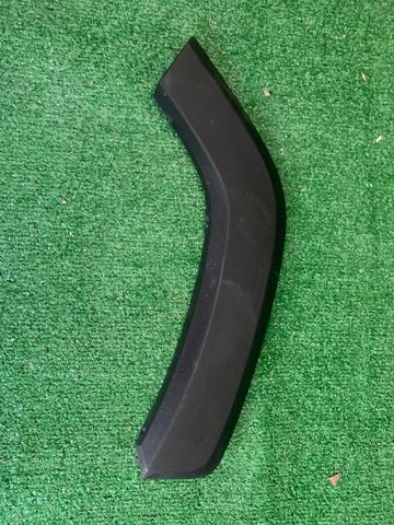 Молдинг арки колеса заднього, правий 7506142010 TOYOTA