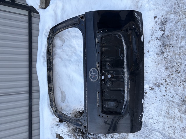 Задня ляда 6700560L30 TOYOTA