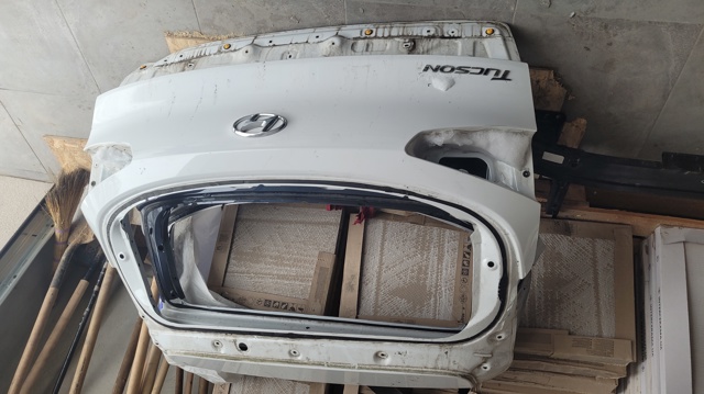 П'яті двері 73700D7500 HYUNDAI