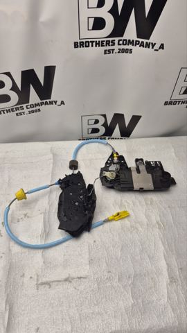 Замок передніх пасажирських дверей 51217445044 BMW