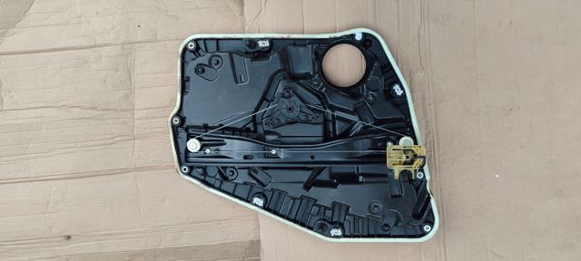 Механізм стеклопод'емника двері задньої, лівої 51357498149 BMW