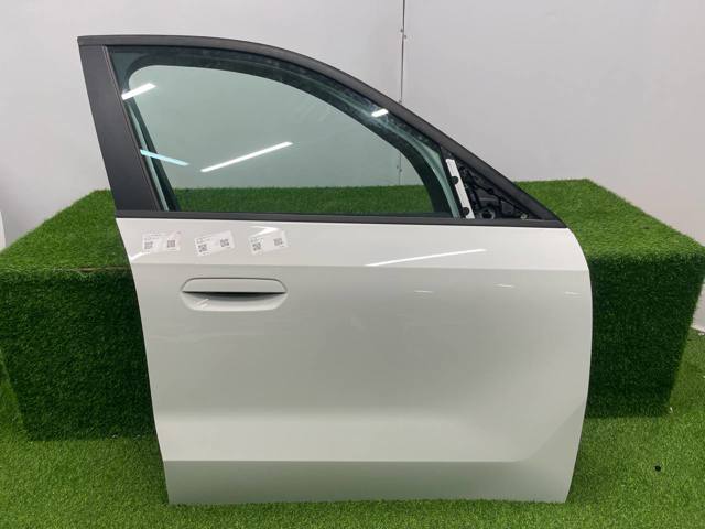 Дверка передня права 41515A38652 BMW
