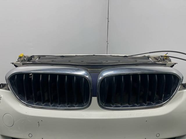 Шина бампера переднього 51117385288 BMW