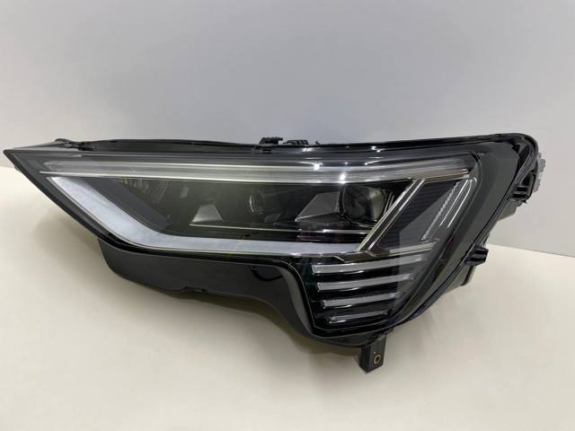 Фара 4KE941783 VAG