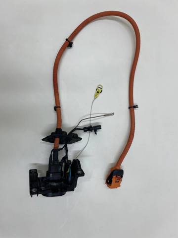 Порт зарядки 4KL971106K VAG