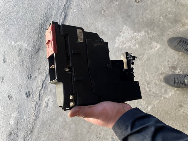 Корпус запобіжників A2075401850 MERCEDES