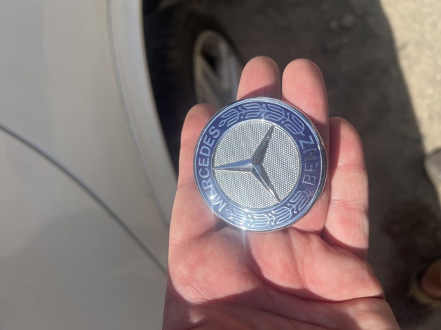 Фірмовий значок капота A2078170316 MERCEDES