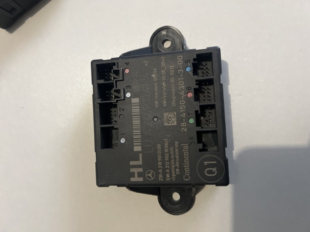 Блок комфорту задніх дверей A2129004114 MERCEDES