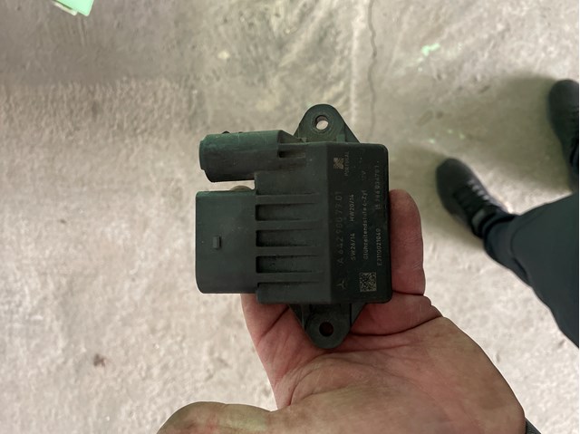 Реле накалу A6429007901 MERCEDES