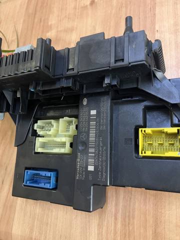 Блок керування сигналами SAM 2045458201 MERCEDES