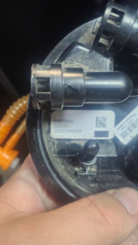 Модуль паливного насоса, з датчиком рівня палива 31372880 VOLVO