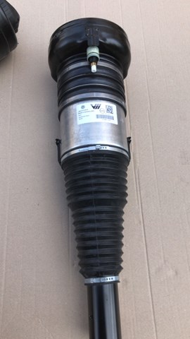 Стійка передня 4M4616039N VAG