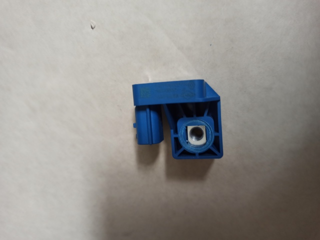 Датчик подушки безпеки 988310001R RENAULT