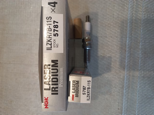 ILZKR7B11S NGK