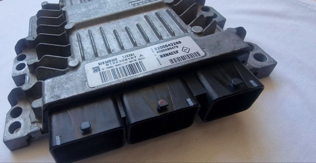 Блок електронного управління 8200542288 RENAULT