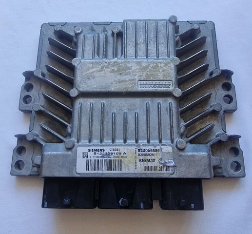 Комп'ютер двигуна 8200592611 RENAULT