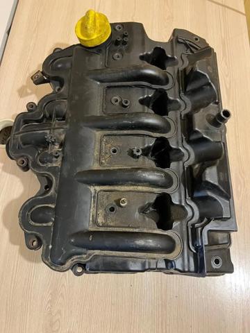 Кришка клапанів 8200627939 RENAULT