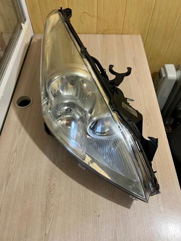 Фара правая 9682519080 PEUGEOT