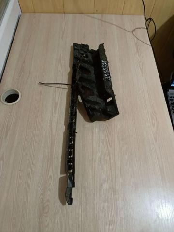 Кронштейн бампера заднього, правий A2128802003 MERCEDES