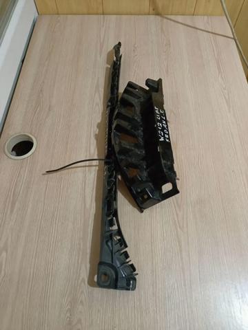 Напрямна заднього бампера, ліва A2128850763 MERCEDES