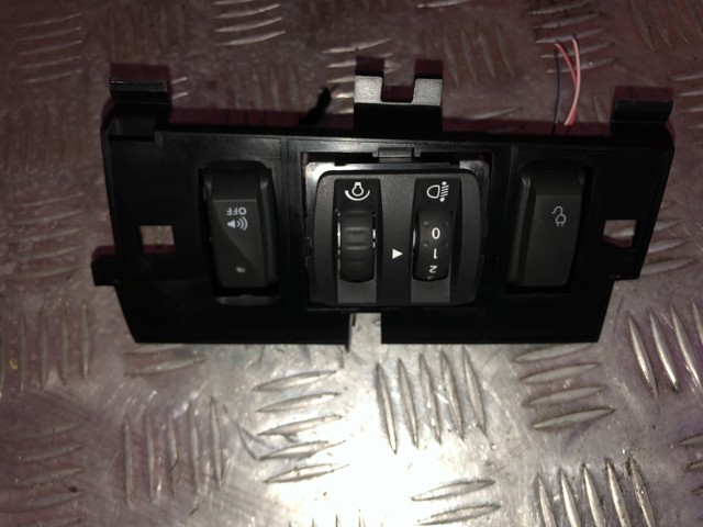 Кнопка коректора фар 251900567R RENAULT