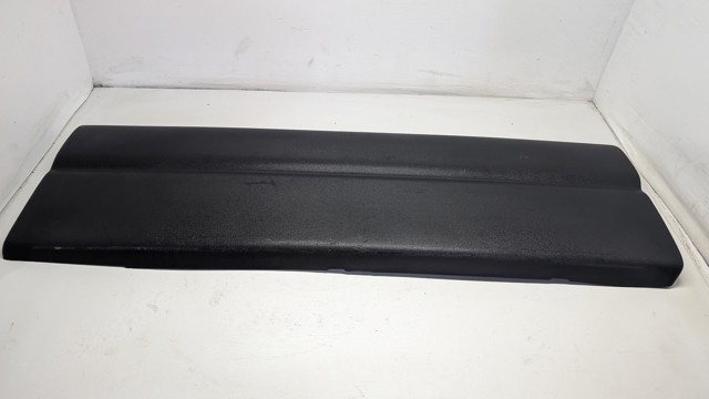Накладка задніх дверей, права 7700352129 RENAULT
