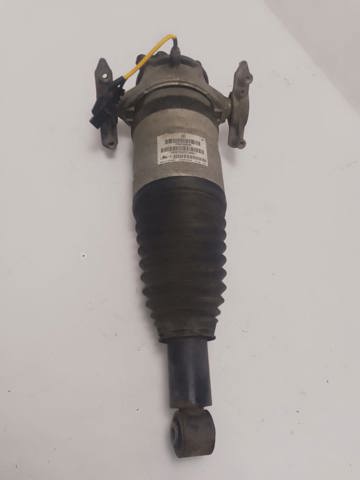 Стійка задня права 7P6616020M VAG