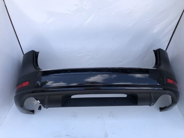 Бампер задній 7P6807421 VAG