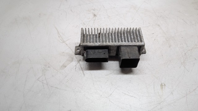 Реле передпускового підігрівача 8200558438 MERCEDES