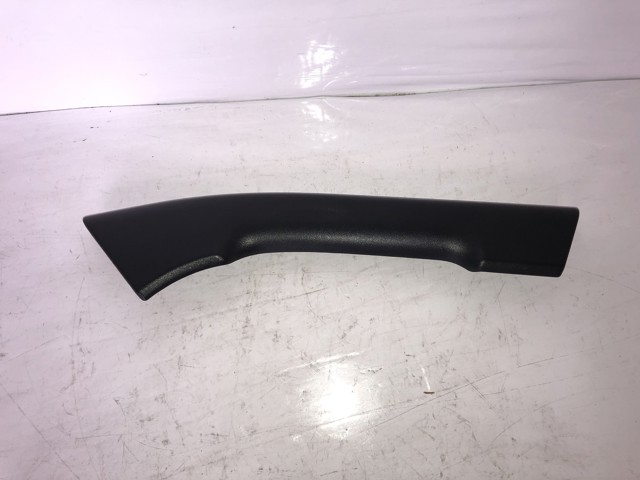 Ручка передньої двері внутрішня права 8200730608 RENAULT