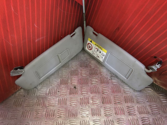 Козирок 8K0857551 VAG