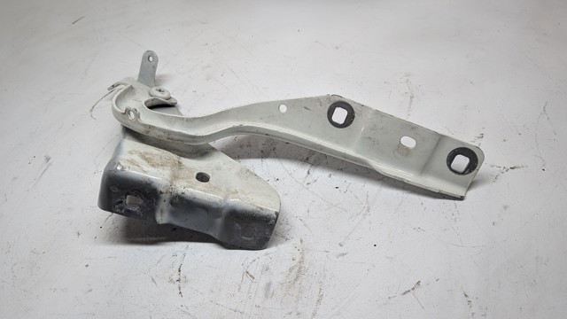 Завіс капота, лівий A2468800328 MERCEDES