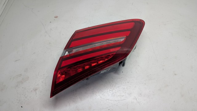 Ліхтар задній внутрішній правий A2469069200 MERCEDES