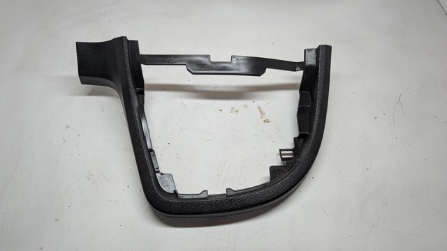 Облицювання щитка приладів "торпедо" A4156892137 MERCEDES